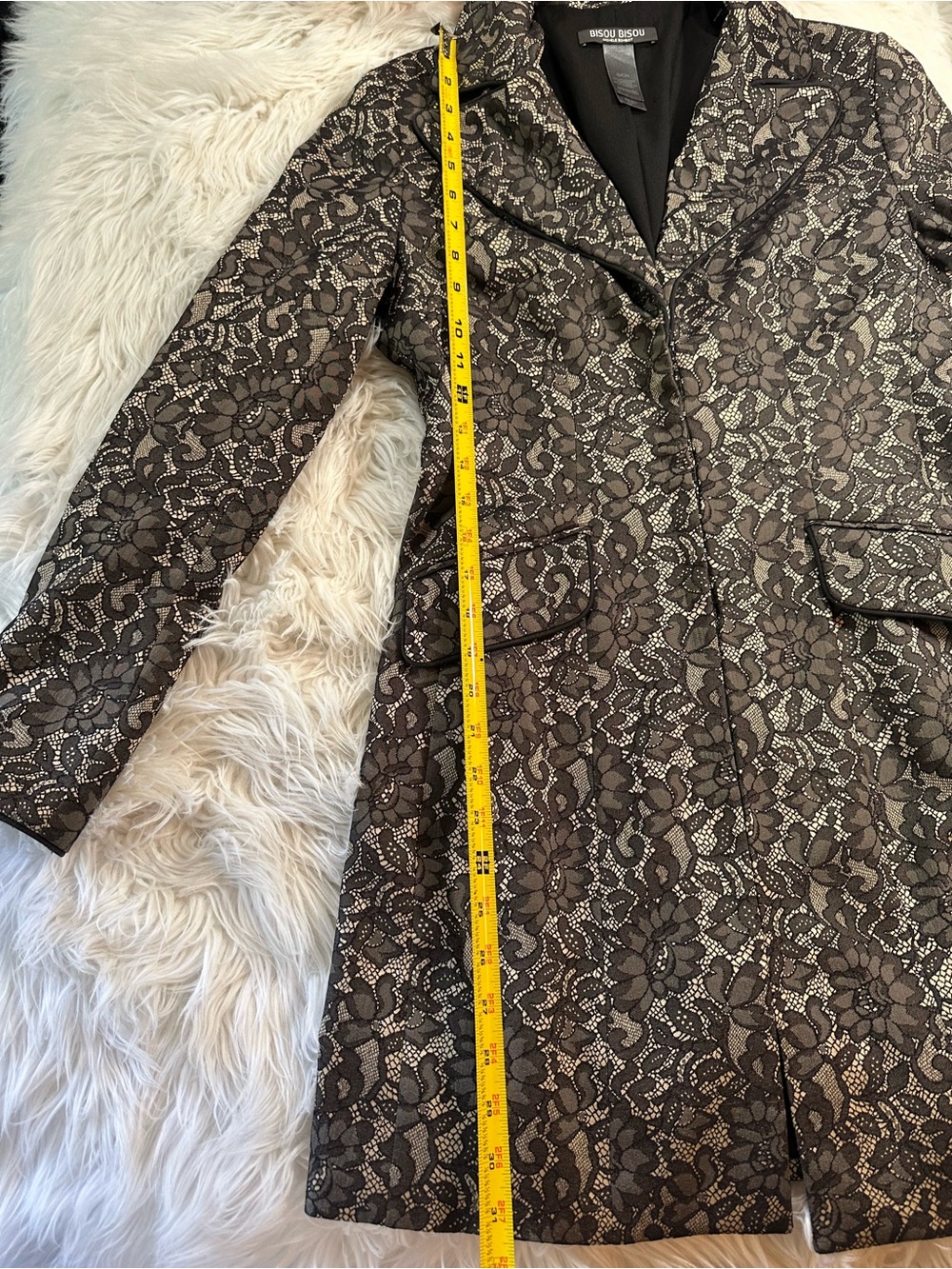 Bisou Bisou • Y2K Vintage Lace Long Line Tailored Jacket - Picture 8 of 16